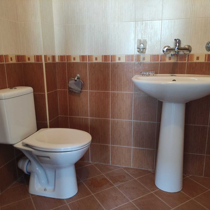 Продава се Къща в с. Царичино, Област Добрич - 270 кв.м за 576 €/кв.м - Снимка #19