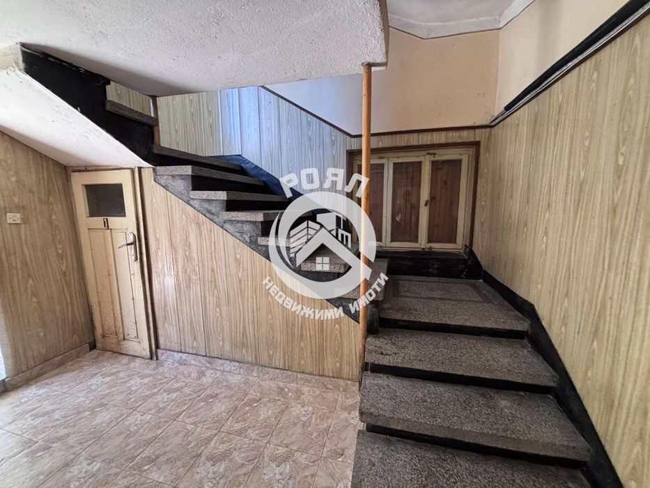 Продава се Къща в Първомай - 172 кв.м за 521 €/кв.м - Снимка #9