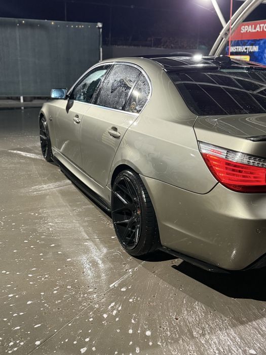 Vand sau schimb bmw seria 5 e60 525D
