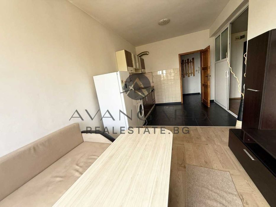 Продава се Двустаен апартамент в Пловдив, Тракия - 60 кв.м за 782 €/кв.м - Снимка #1