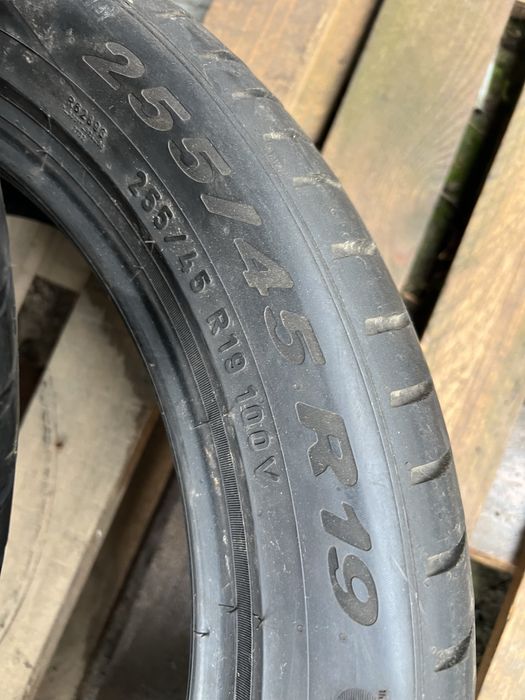 Anvelope/cauciucuri vara 255 45 19