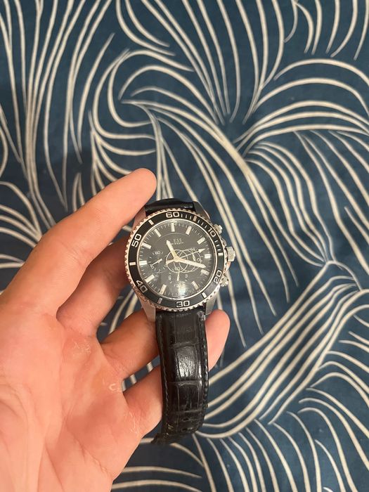 Ceas Guess W0171G1 Original (100m) - Pentru Piese / Recondiționare