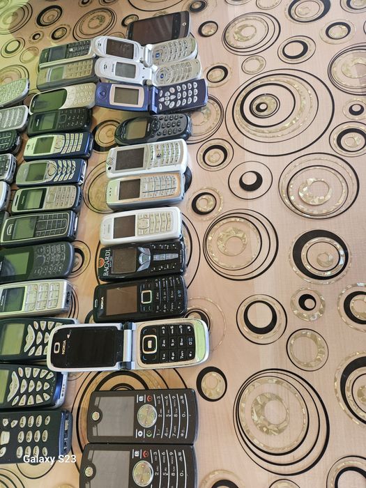 Modele vechi mobile.