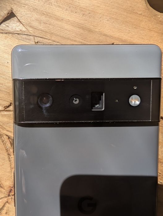 Google Pixel 6 Pro 256 GB + 2 ecrane de schimb + 3 huse + 3 folii privacy