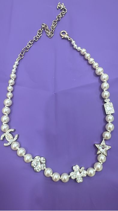 Сотуары и чокеры от Chanel