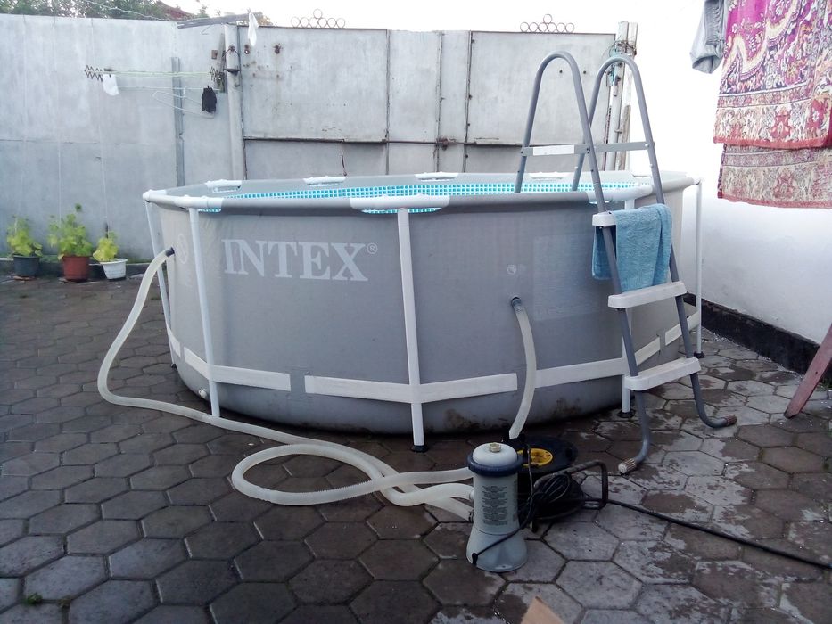 Боссеин 18 кубов хорошем состоянии