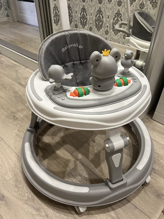 Продам новые ходунки