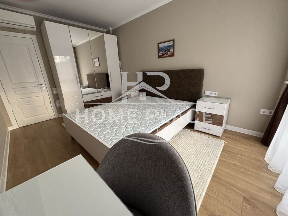 Дава се под наем Тристаен апартамент в Варна, Център - 95 кв.м за 1246.44 € - Снимка #6