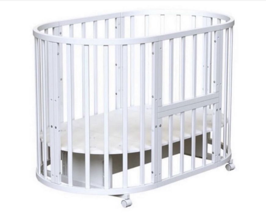 Продаю манеж ( кроватка -трансформер 5в1)