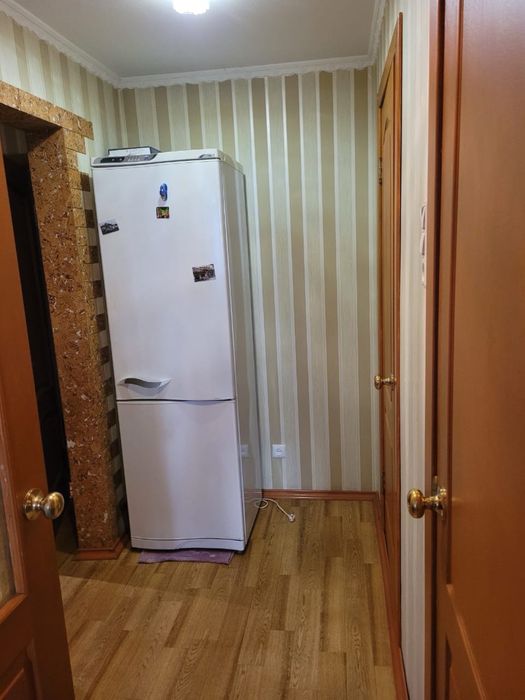 СРОЧНО!Продам 2 комнатную кв.  в 7мкр