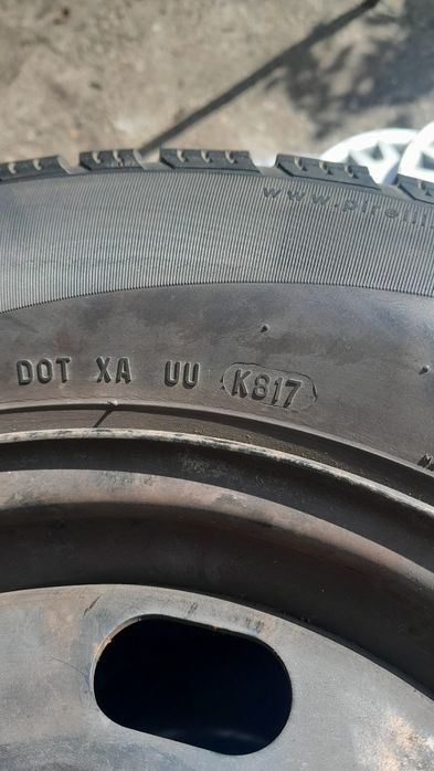 Anvelope iarna 195x65x15 și jante5x100 pt Vw,Seat,Skoda+capace Golf 4