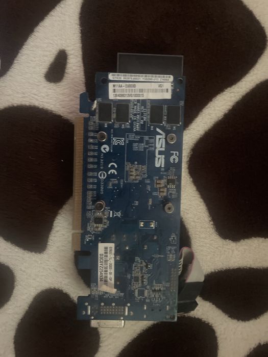 Placa video gt 610