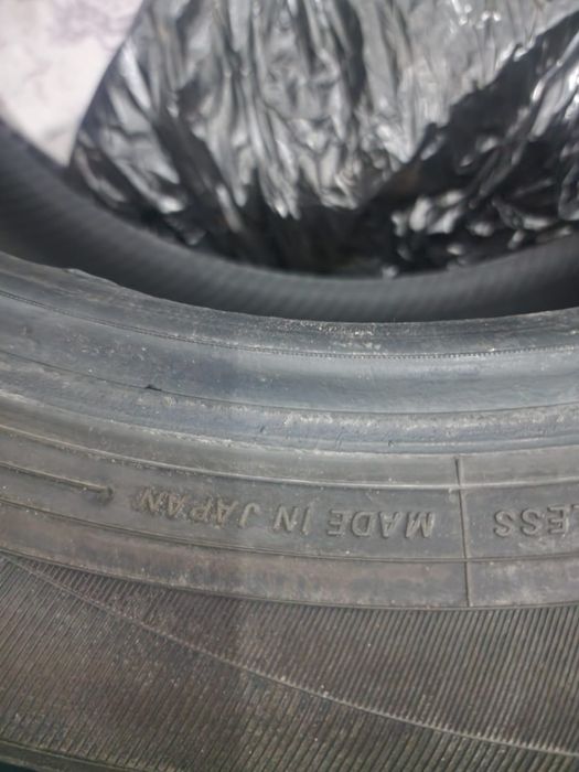 продам летние шины 215/55/17