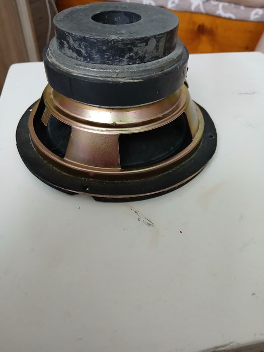 Difuzor subwoofer