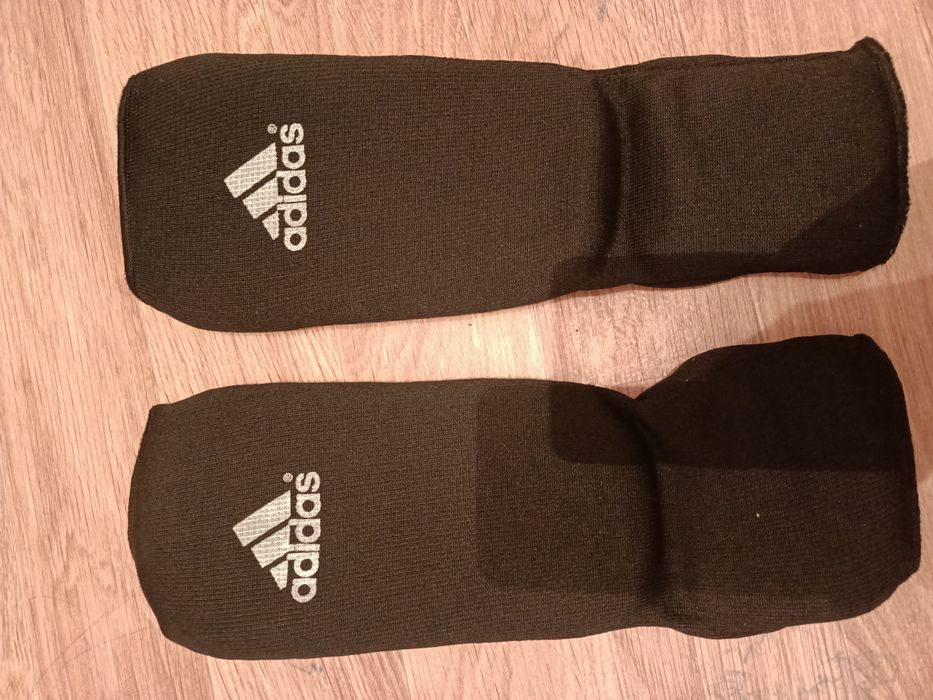 Продается бандаж, щитки, шингерт, шлем