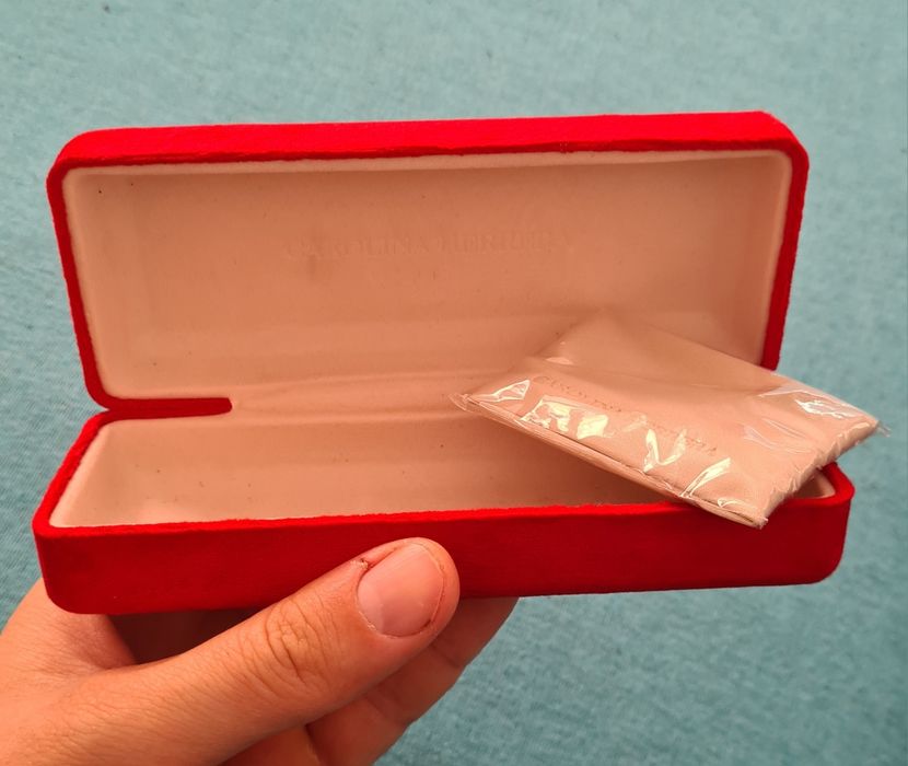 Carolina Herrera Toc Etui Cutie Ochelari