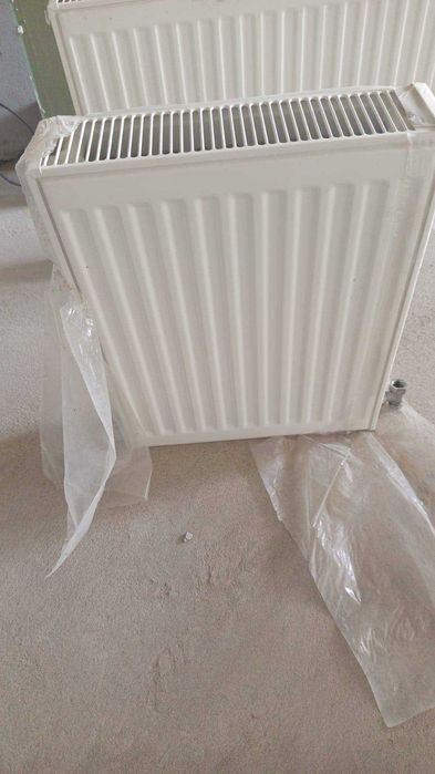 Радиатор большой и маленький