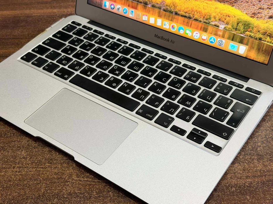 Лаптоп MacBook Air 11.6" A1370