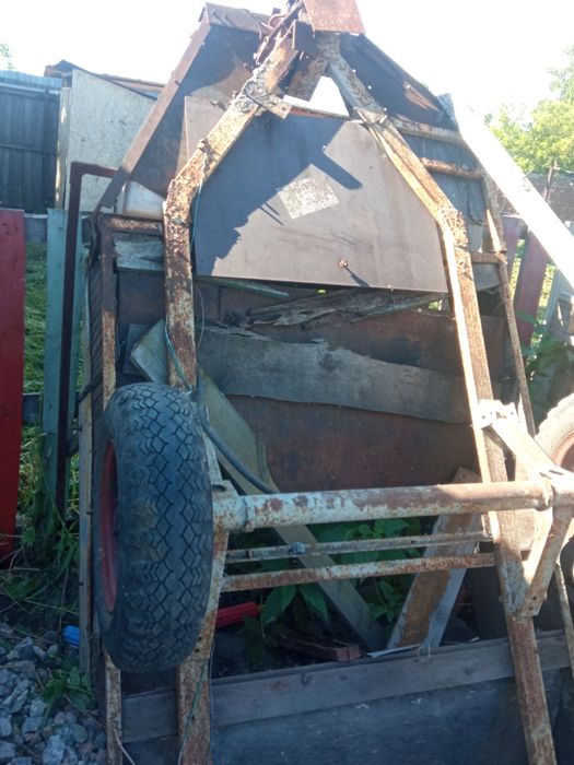 Продам прицеп на мотоблок