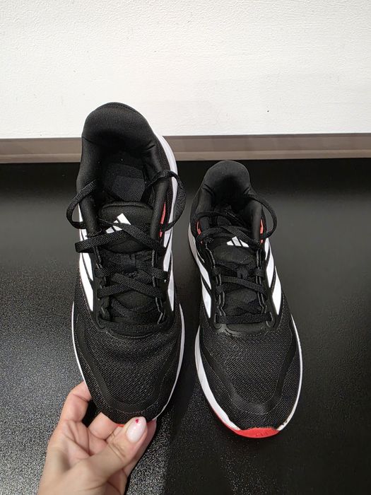 Оригинални маратонки Adidas