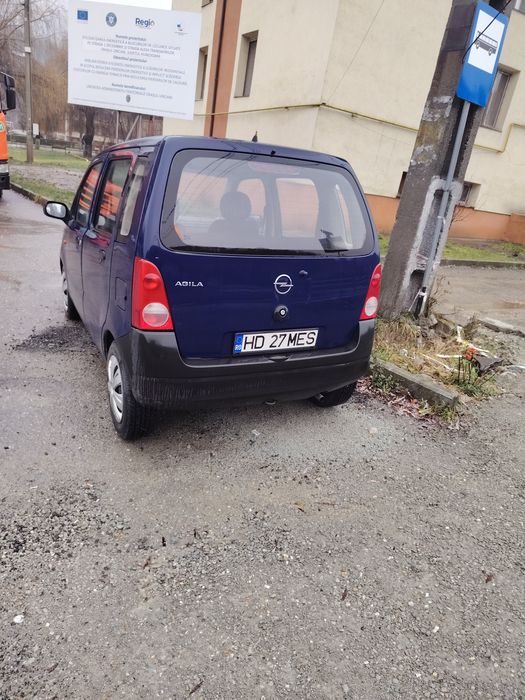 Opel agila  2002