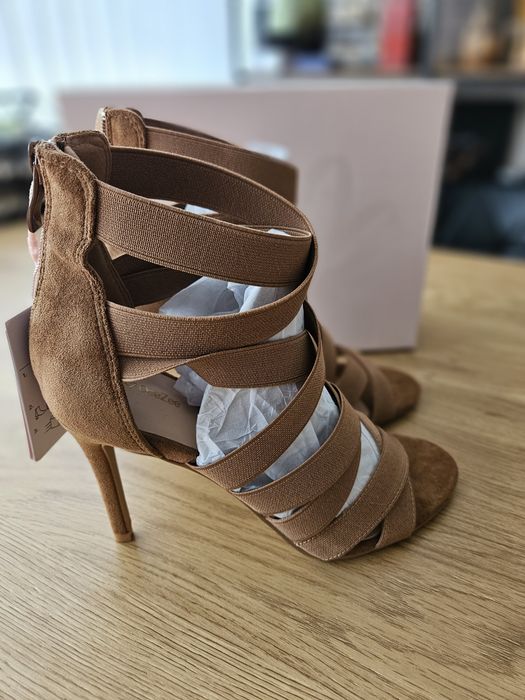 Дамски сандали Deezee Camel 38 номер НОВИ