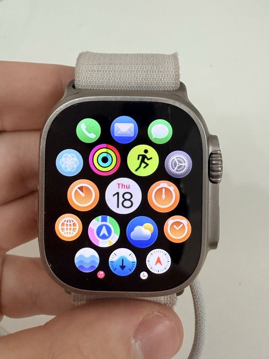 Apple Watch Ultra 49 мм (Titanium, Alpine Loop M)