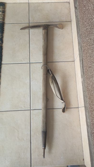 Ледоруб альпиниста СССР