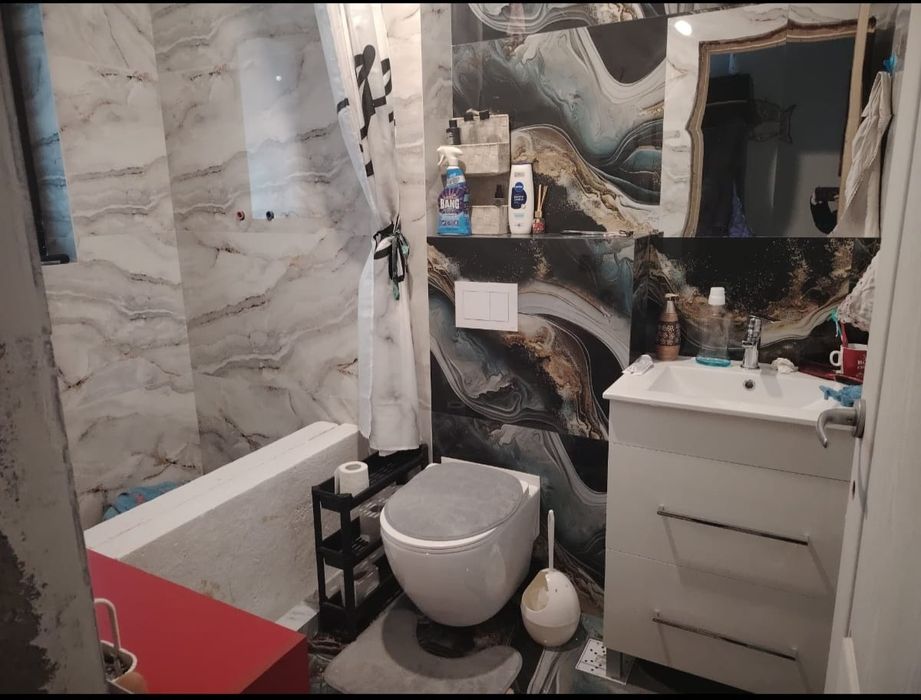 Vând casă în Joița