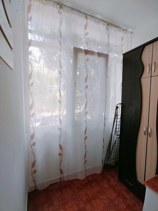 Apartament 3 Camere, Etajul 1, zona Mausoleu