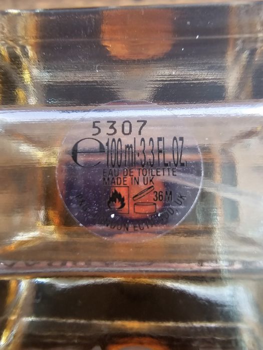 Mont Blanc Explorer EDP 60ml, DOLCE & GABBANA The One 100ml.
Парфю