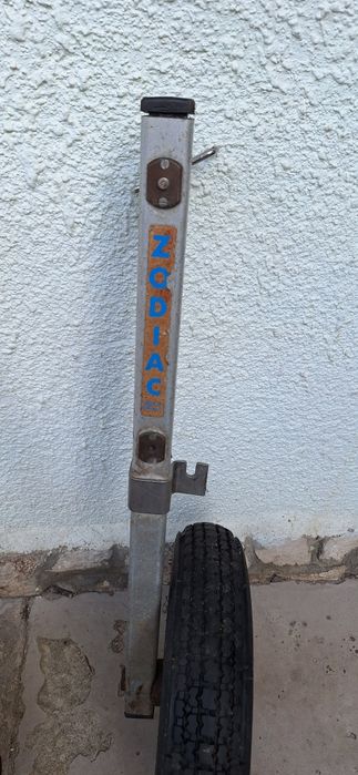 Транцеви колела за лодка