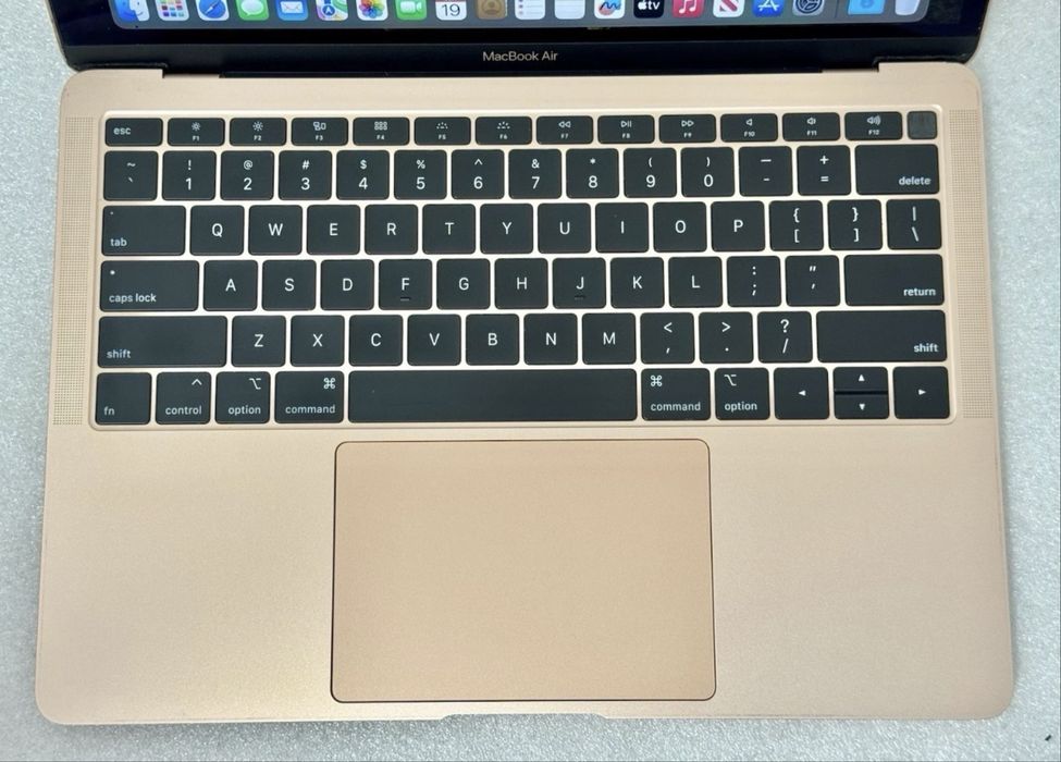 macbook air retina 13-inch 2018 pink
