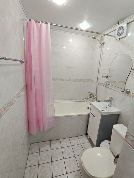 Аренда своя 2/1/2 м.Космонавтов,кирпич