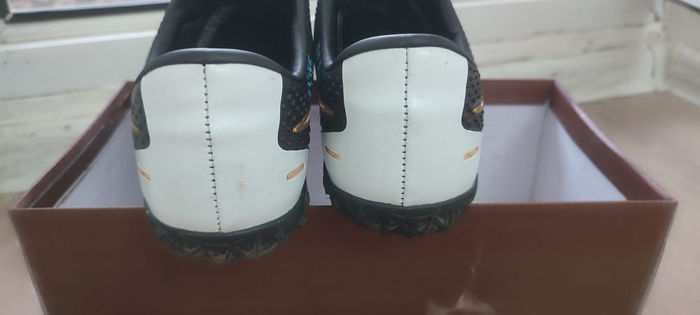 Кроссовки Nike 1 раз одель на улицу