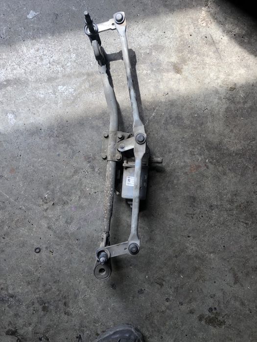 Моторче чистачки бмв х5/х6 е70/71 ( motorche chistachki bmw x5/x6 e70)