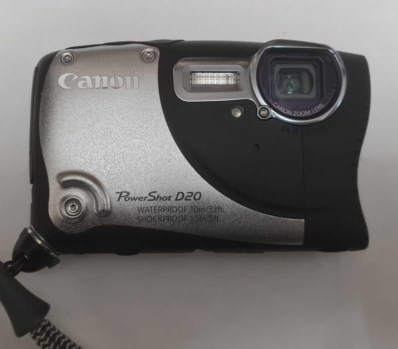Canon PowerShot D20 camera foto digitala