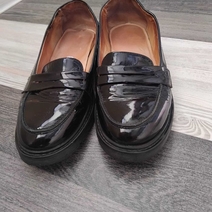 Продам туфли женские