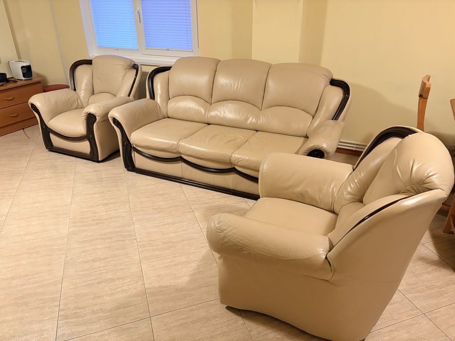 Set canapea cu doua fotolii