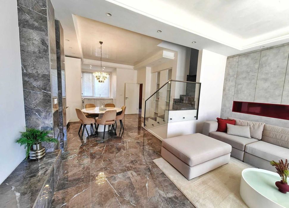 Луксозна къща в гр.Пловдив - кв. Остромила!