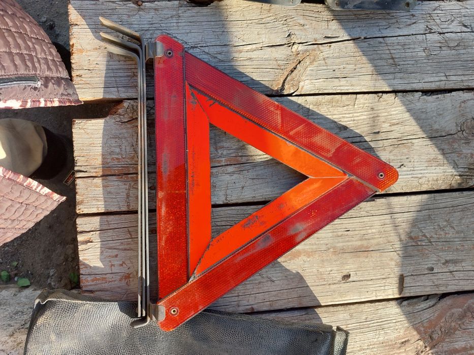 Продам дорожный знак