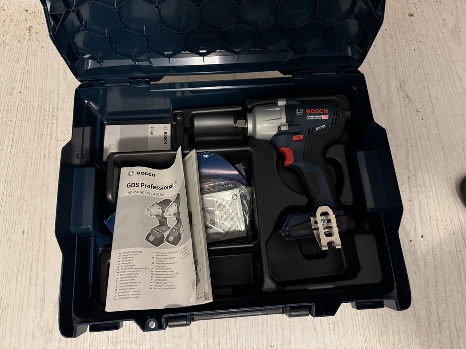 Bormasina impact Bosch 18V