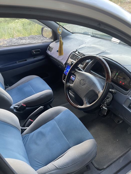 Toyota Ipsum, 1997 года