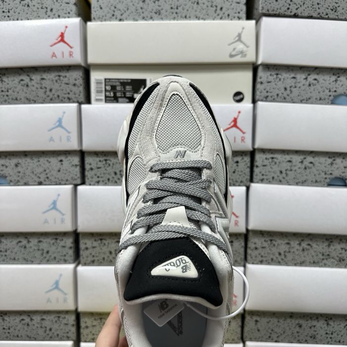 New Balance 9060 Grey Jet Black U9060JBB