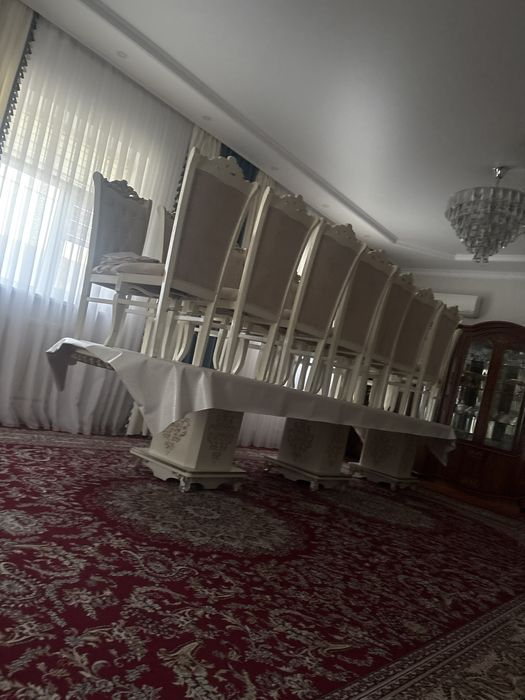 Продам комплект мебели