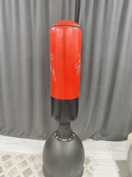 БОКСЕРСКАЯ ГРУША.            .