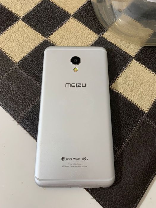 Продам Meizu MX6