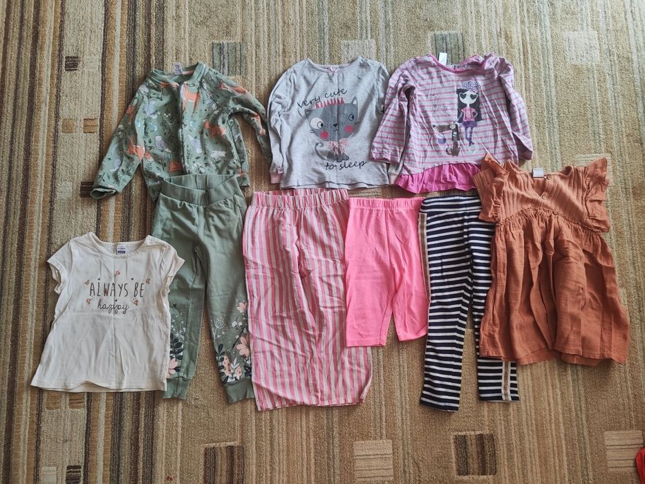 Отдам вещи на девочку