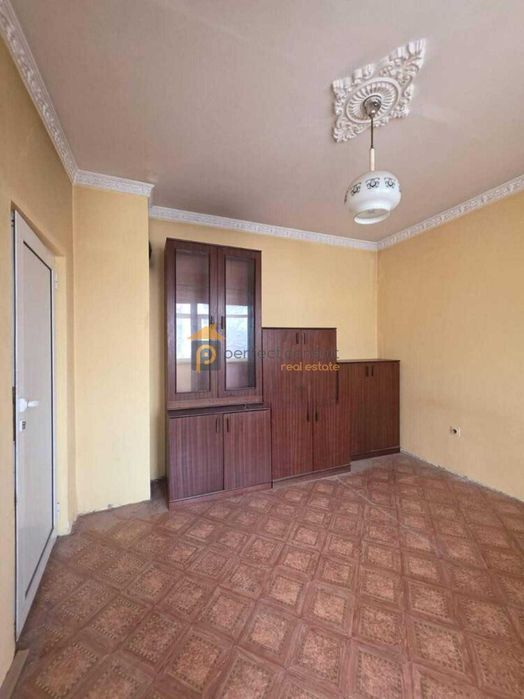 Тристаен Апартамент Кючук Париж