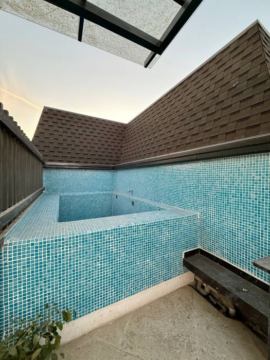 Продается Евро дом 5 комнат, 2 соток, ул. Циолковского